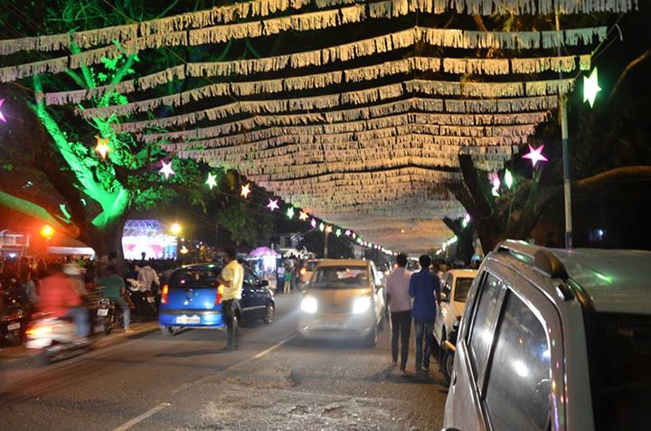 cochin carnival images road lighting 3